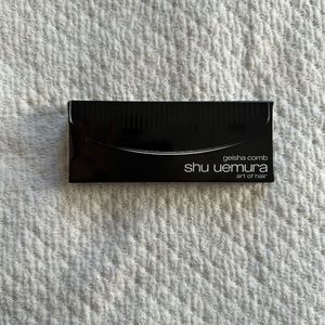 Shu Uemura Geisha Comb